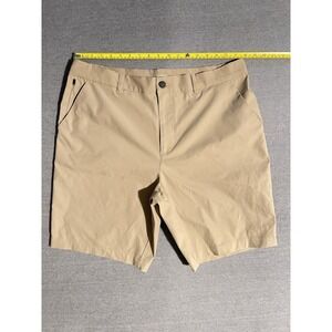 Men's Performance Golf Shorts‎ Size 36 Tan Stretch Lightweight Casual Outdoor